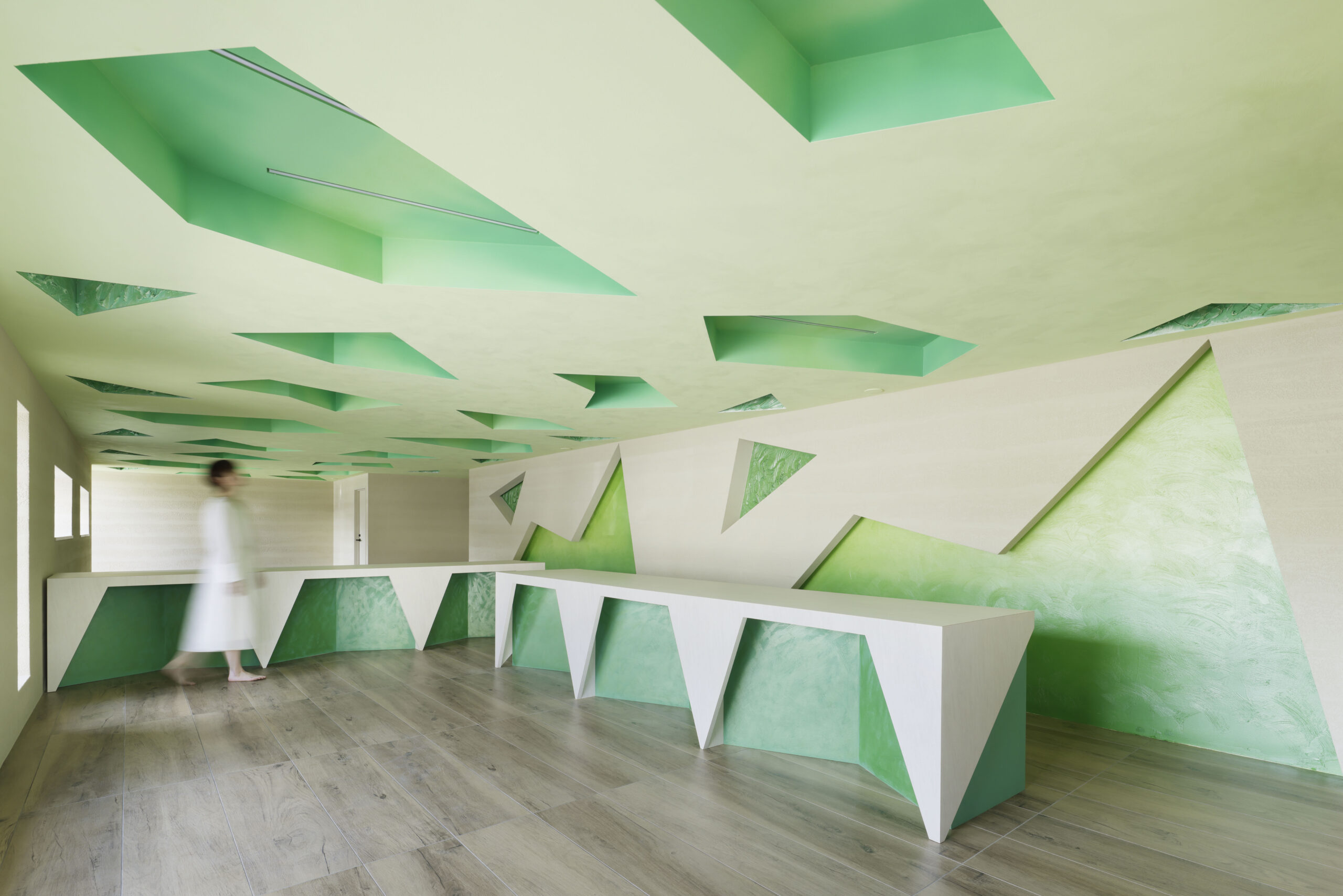 ニュースサムネイル